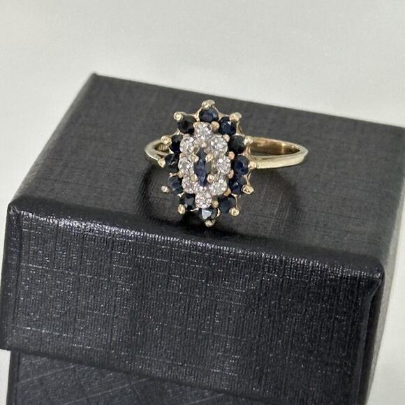 Vintage 10K Yellow Gold Sapphire & Diamond Halo Cluster Ladies Band Ring Size 6 - Picture 9 of 16